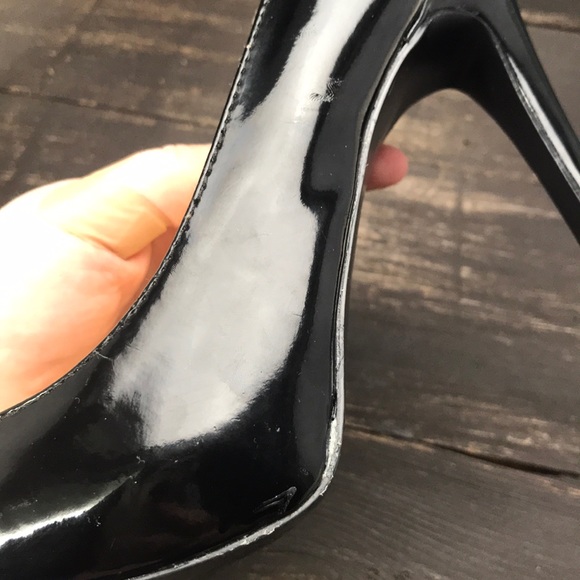 Guess Black Patent Pumps Size 8.5 - Picture 5 of 8